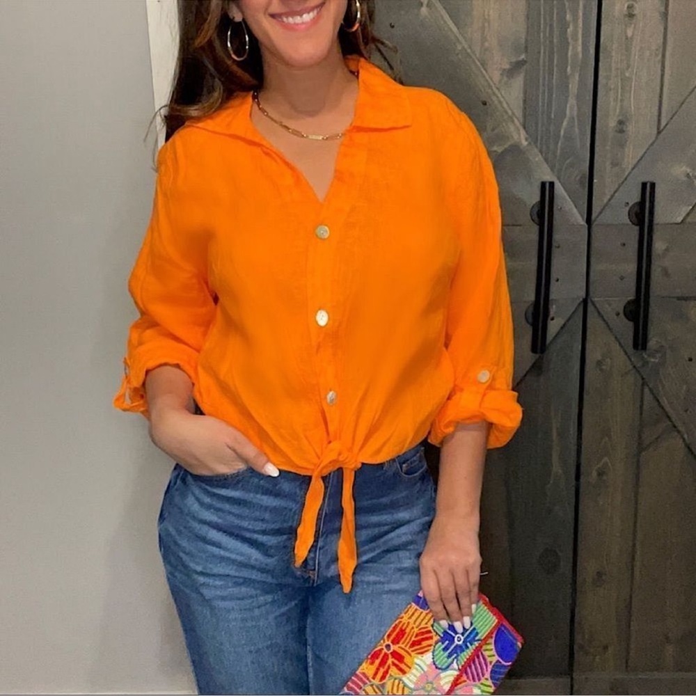 Italian Linen Button-Up Blouse - Picture 7 of 9